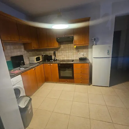 דירה 2 Bedroom 4 Bed