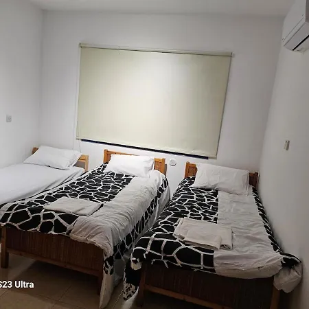 2 Bedroom 4 Bed Apartment