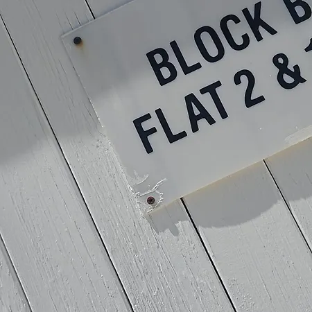 2 Bedroom 4 Bed Apartment *