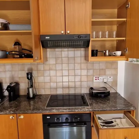 2 Bedroom 4 Bed Appartamento Aglantzia